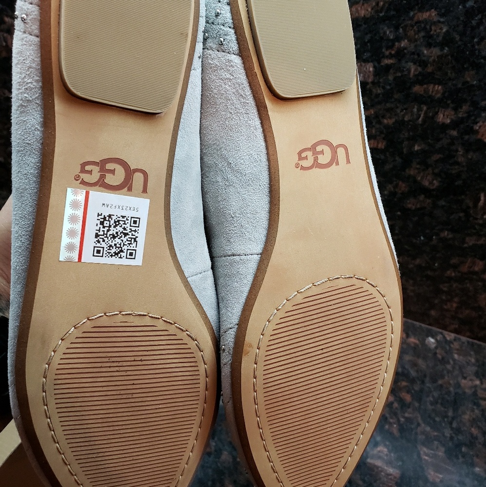 Ugg flats